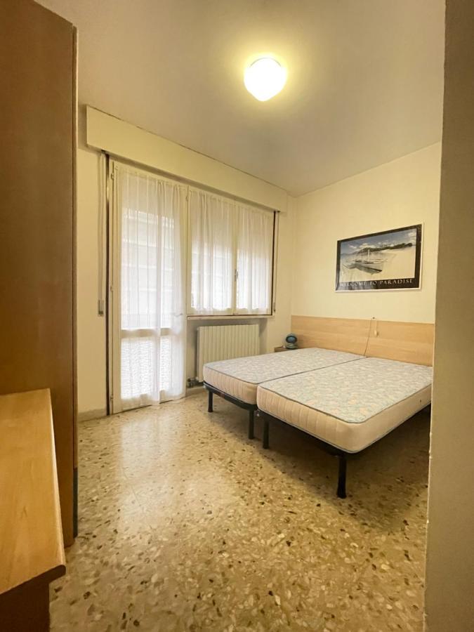 Residence Vela - Walterigato Apartments Solo Per Famiglie Lido di Jesolo Buitenkant foto